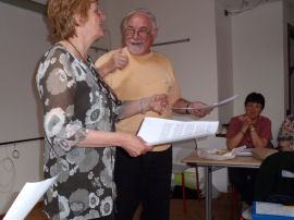 Liliana e Antonio cantano le canzoni di don Domaine (39892 bytes)